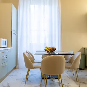 Renascentia In - Adults Only Alojamento de Acomodação e Pequeno-almoço Florença