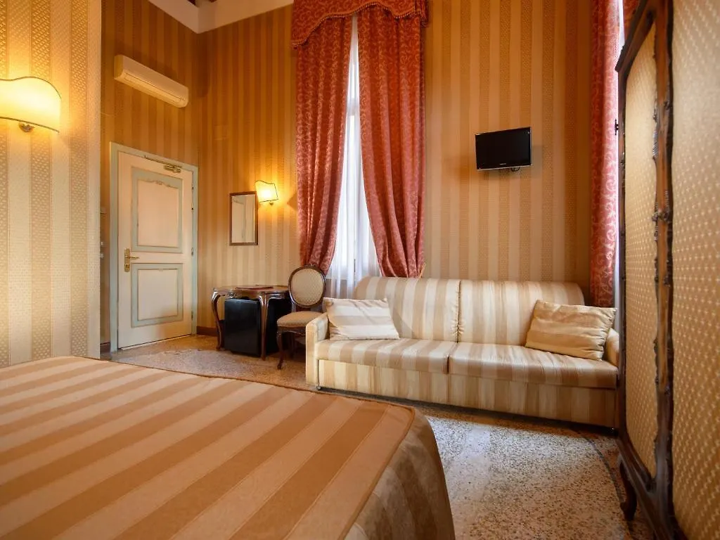 Centauro Hotel Benátky